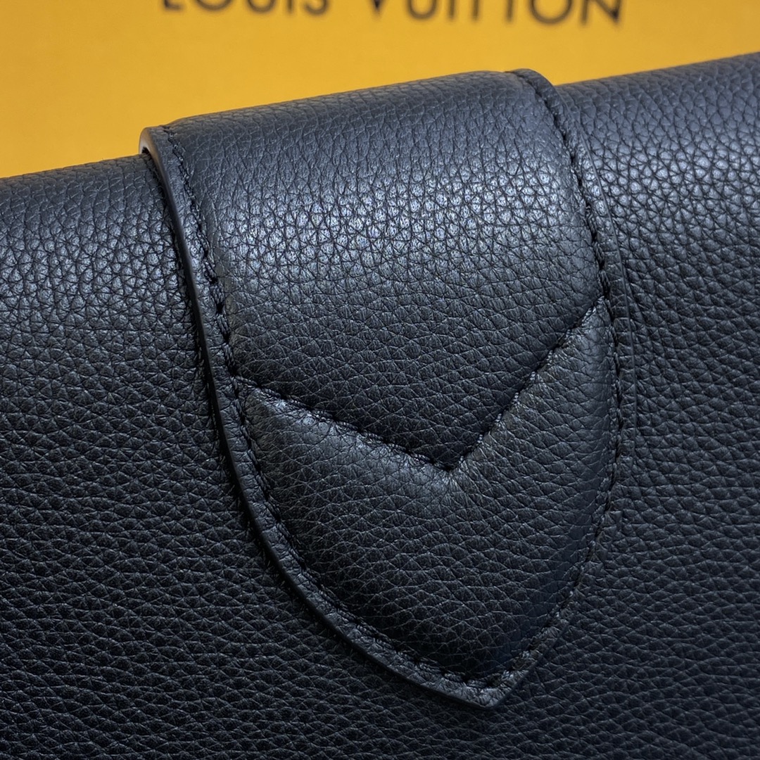 Louis Vuitton LV PONT 9 SOFT PM Grained Leather Shoudler Bag M58727 Black